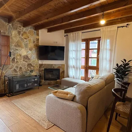 דירה Duplex En Casona Asturiana,